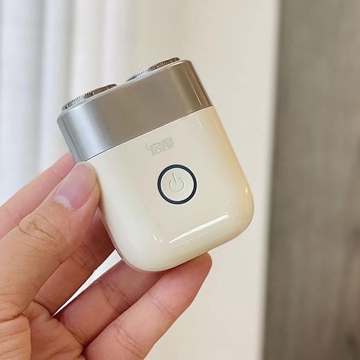 【清仓特惠，大牌同厂】启度便携式电动剃须刀充电全身水洗3D弧面双刀头锌合金机身男士送礼 商品图9