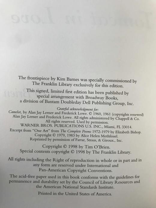 签名首版！蒂姆·奥布莱恩《公猫的爱情》 富兰克林图书馆豪华仿皮 商品图5