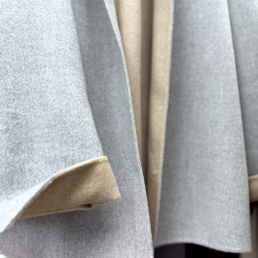 火桐hooton 铂金系列 绢丝羊毛双面异色短款大衣3535 商品图1