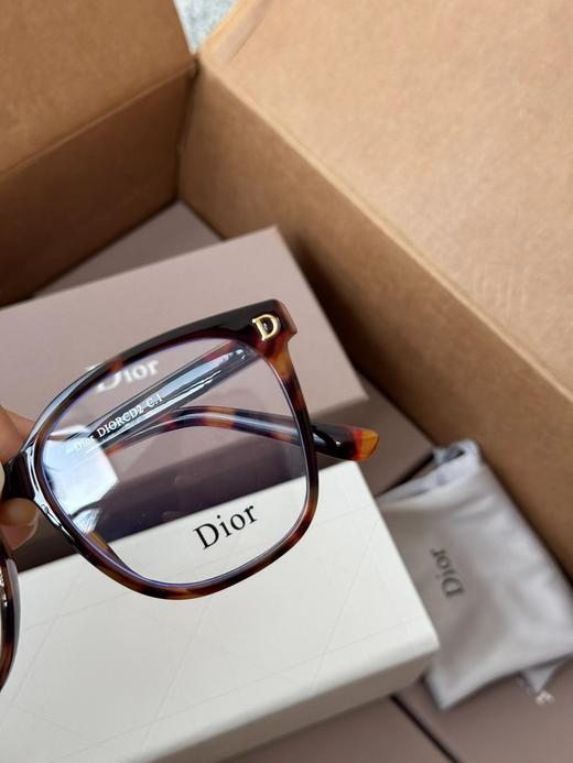 D110741适配各种脸型字母镜设计时尚潮流防蓝光素颜眼镜 商品图4