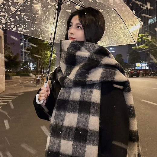 复古学院风咖啡色围巾女冬季马海毛百搭披肩高级感美拉德毛绒围脖 商品图10