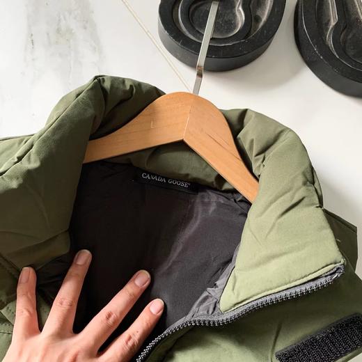 D110787秋冬新款立体裁剪保暖性极强立领棉马甲 商品图8