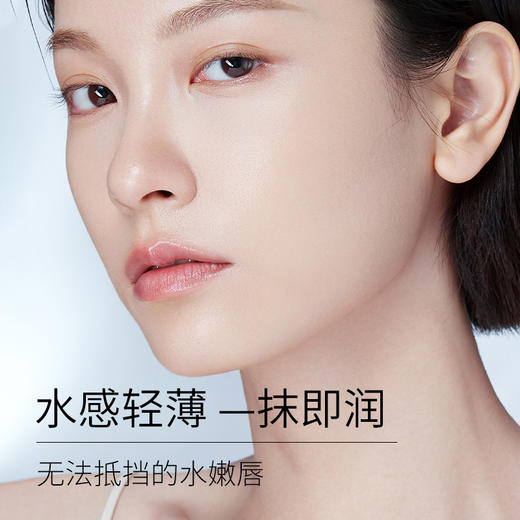 【多妈团购 凡士林薄荷果油丰盈润唇膏】长效保湿，淡化唇纹，去唇部角质，谁敢轻薄，一抹即润，薄薄涂一层润而不腻 清润丝滑 轻薄易推开-蓝冰供应链 商品图2