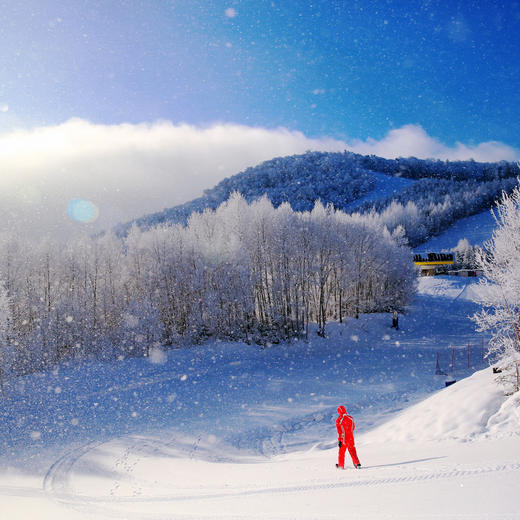 雪季大促！2晚/3晚【长白山凯悦酒店】滑雪酒店人气之选！含正餐/雾凇漂流/儿童滑雪营、接送机、度假区滑雪&玩乐权益，打卡汉拿山温泉、水乐园，嗨玩冬季长白！ 商品图3