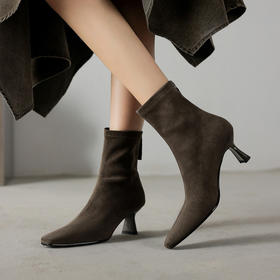 【预售5天】时尚绒面复古粗跟弹力靴女新款气质百搭方头高跟裸靴瘦瘦短靴WC&M3530