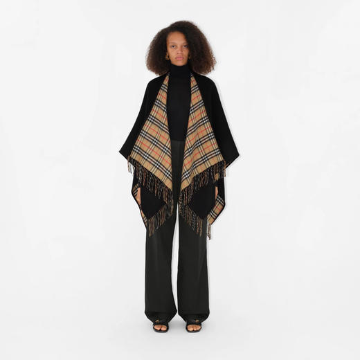 【一】BURBERRY 巴宝莉 女士双面两穿格纹羊毛披肩 黑色 8077897 A1189 商品图7