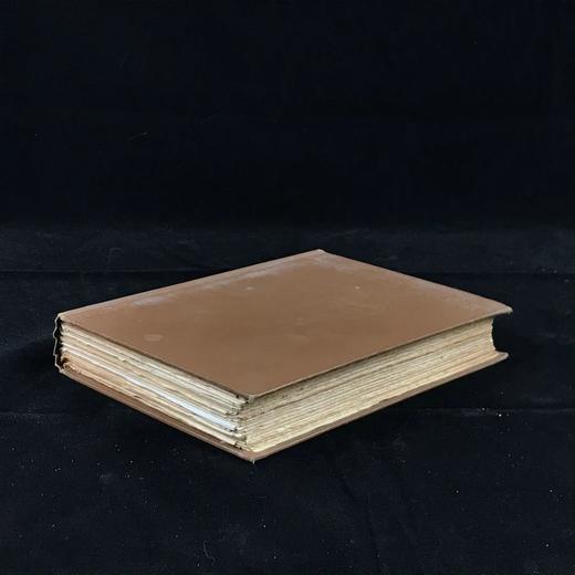 约20世纪早期 挚爱的歌剧 24幅彩色插图 漆布精装32开 商品图1