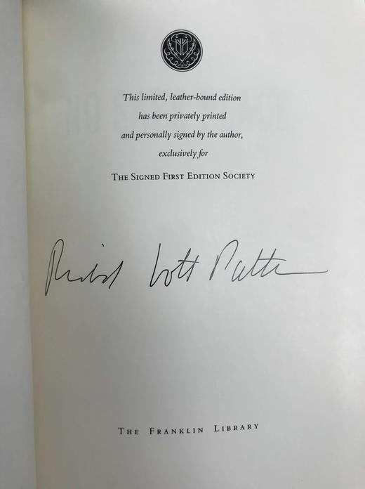 签名首版！帕特森《无处可逃》 富兰克林图书馆豪华仿皮本 商品图2