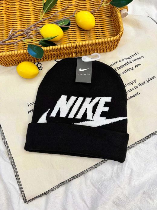 D110764保暖翻边针织帽大logo提花勾勾帽子 商品图1