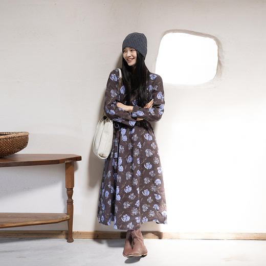绽放743朵/飘·加厚亚麻数码印花圆领文艺长袖连衣裙叠穿百搭长裙 商品图0