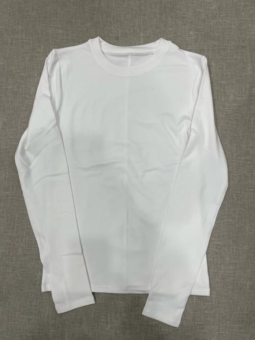 D110703女装修身圆领指孔打底衫2025秋冬季新品内搭长袖打底衫 商品图13