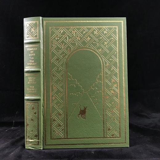 签名首版！蒂姆·奥布莱恩《公猫的爱情》 富兰克林图书馆豪华仿皮 商品图0