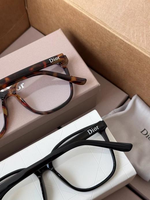 D110741适配各种脸型字母镜设计时尚潮流防蓝光素颜眼镜 商品图5