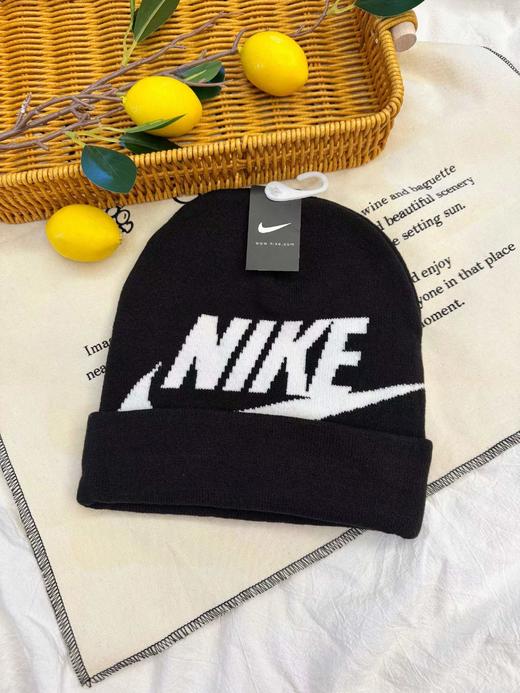 D110764保暖翻边针织帽大logo提花勾勾帽子 商品图0