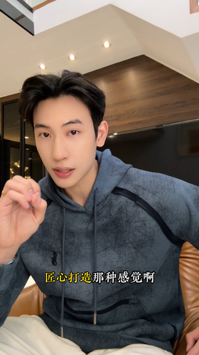 WY1243SDSA秋冬新款痞帅男装潮牌扎染织带刺绣标抽绳连帽卫衣百搭时尚