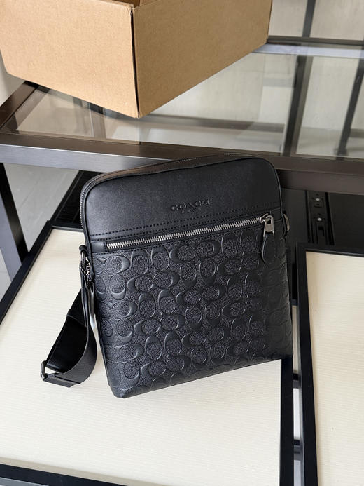 蔻家飞行员斜挎包 商品图12