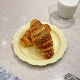 蒜香热狗盐可颂（推荐）