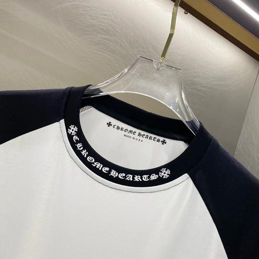 D110716梵文马蹄拼接发泡字母印花爆款长袖T恤 商品图2