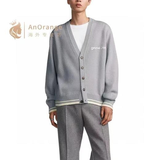 D110753男装毛衣灰色羊驼毛平纹针织纽扣V领开衫 商品图2