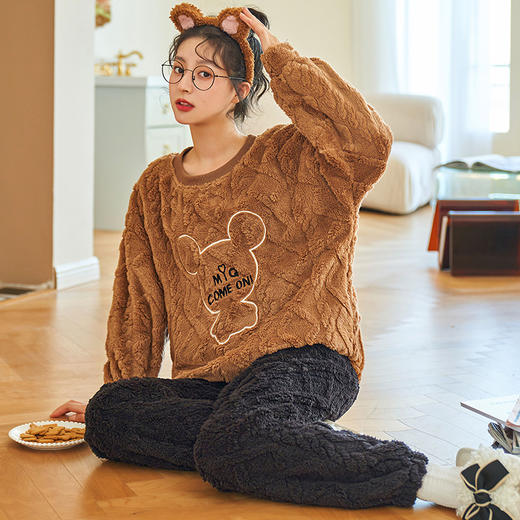 法黛琪冬季法兰绒女款卡通套头套装 55613A 商品图3