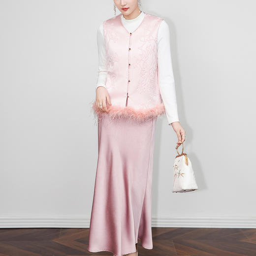 「高货wl」全新升级【铂金会员459/天猫619/差价160】(65211)洛诗琳新中式夹棉马甲2025秋冬植绒气质国风鸵鸟毛外套女 商品图3