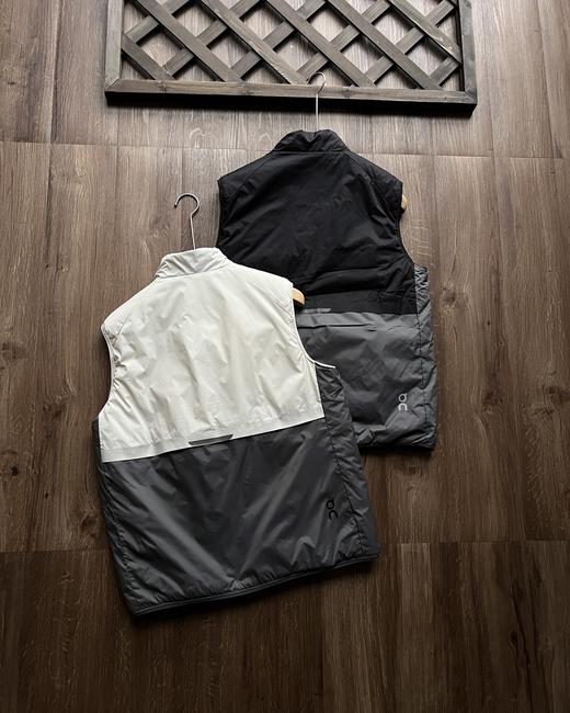 On昂跑 Weather Vest 2025 秋冬新品男款轻量跑步马甲！ 商品图2