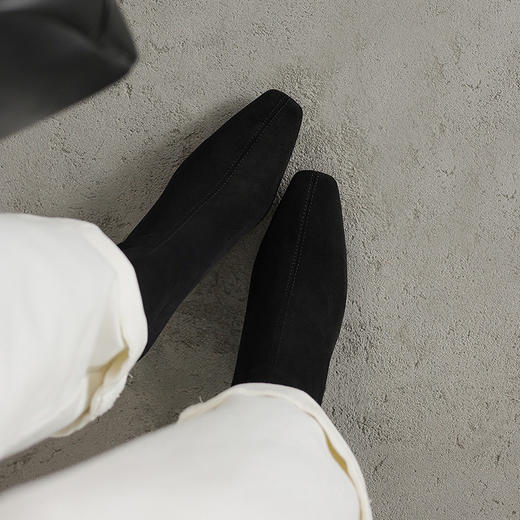 【预售5天】时尚绒面复古粗跟弹力靴女新款气质百搭方头高跟裸靴瘦瘦短靴WC&M3530 商品图2