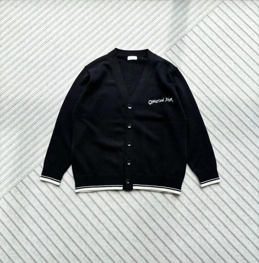 D110753男装毛衣灰色羊驼毛平纹针织纽扣V领开衫 商品图12