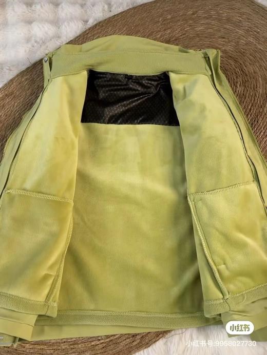 D110769可拆卸双层设计三合一两件套苹果绿冲锋衣 商品图10