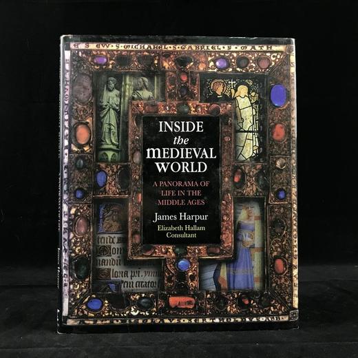 走进中世纪世界 约百幅彩色插图 精装大16开 商品图0