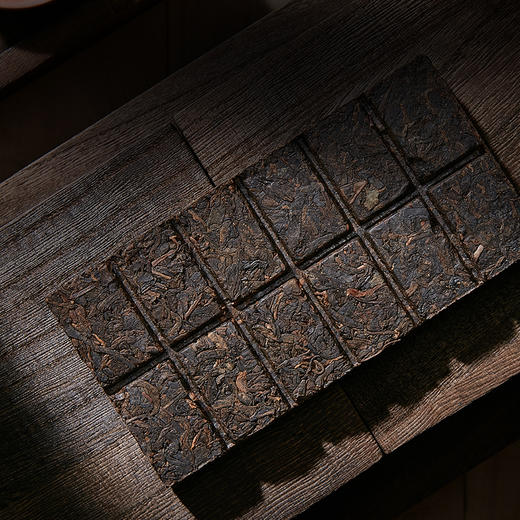 2009年盛世糯香熟普+7581【熟茶砖】1片装组合 商品图6