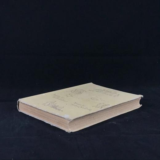 约19世纪末 吉尔伯特与苏利文《萨伏依之歌》乐谱 配插图 漆布精装16开 商品图1