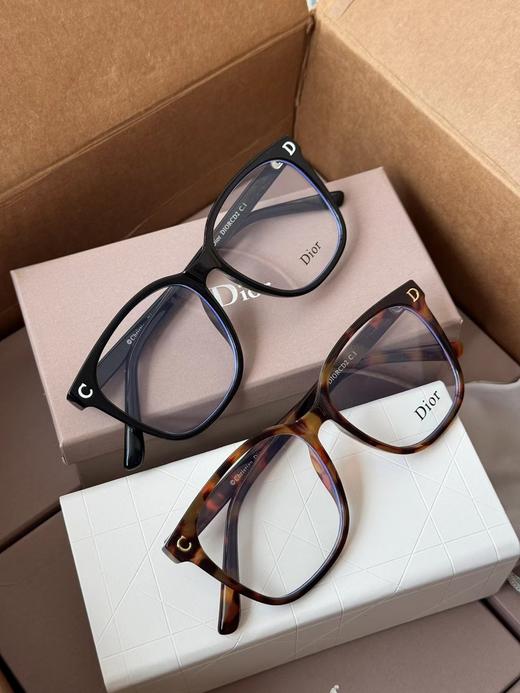 D110741适配各种脸型字母镜设计时尚潮流防蓝光素颜眼镜 商品图1