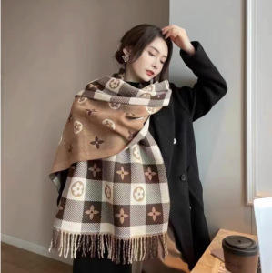 围巾女生冬季百搭2025新款秋冬氛围感爱心款保暖ins高级感潮披肩 商品图8