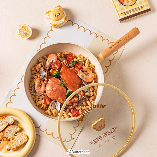 摩登主妇黄油小熊钛陶瓷炒菜锅具家用电磁炉专用不粘平底锅 商品图1