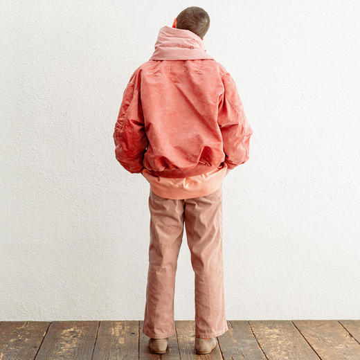 INNAT HAND-DYED BOMBER JACKET 男女款手工染色军事风棉服夹克 商品图3