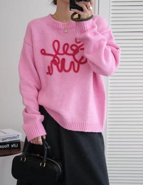 字母线条樱花粉显白温柔好心情毛衣