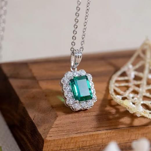 【任2件减20】古蝶高级定制培育蓝宝石红宝石祖母绿系列项链手链戒指耳钉【配证书+精美首饰盒+礼袋】 商品图5