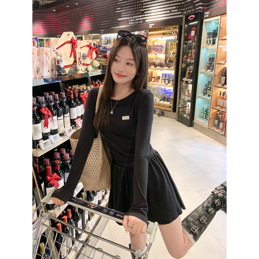 【129元任选2件】现货！韩系巨好看早秋黑色长袖连衣裙 商品图0