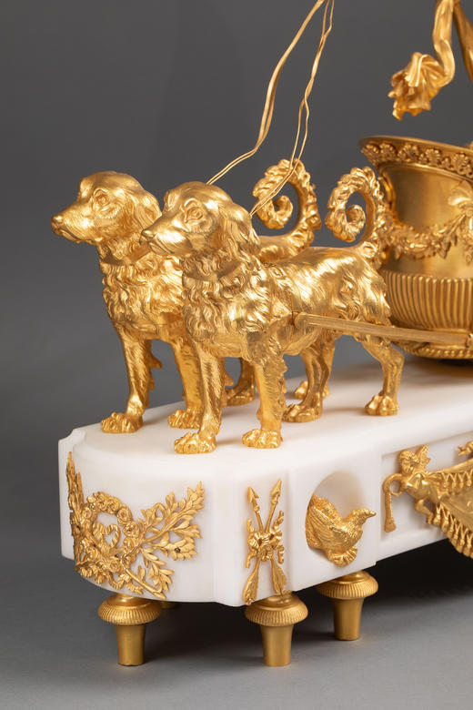 独角鹿西洋古董19世纪初法国出品帝政风格古典神话主题“忠诚引领的爱”铜鎏金精雕嵌白色大理石座钟 商品图7