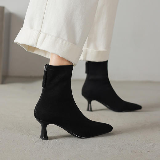 【预售5天】时尚绒面复古粗跟弹力靴女新款气质百搭方头高跟裸靴瘦瘦短靴WC&M3530 商品图4