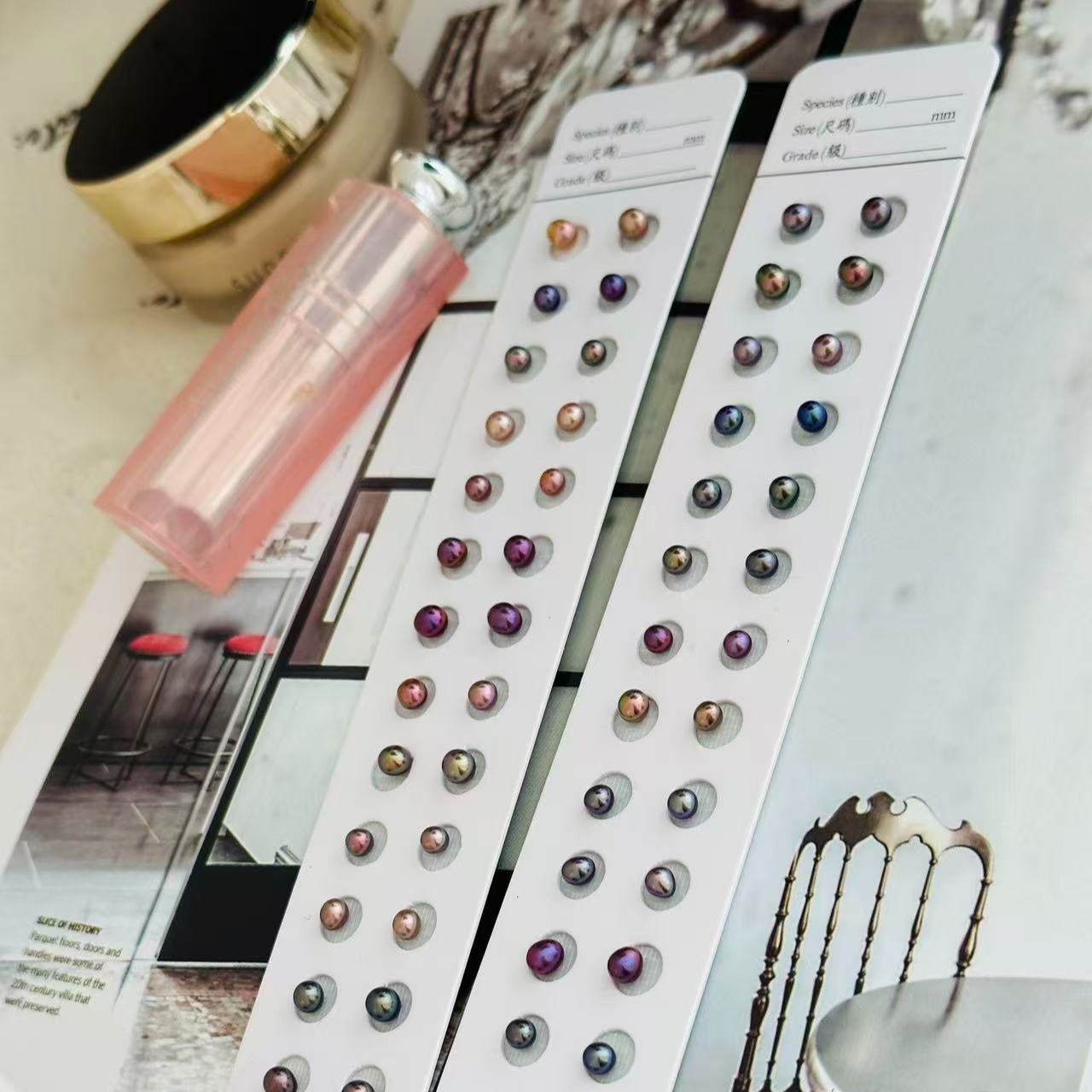 甄珠贝 来点不一样的！养耳洞小耳钉 每一对都是独1无2不可复制 ji光罕见淡水无核 珠子大小约3-5mm 925纯银针 te别的耳钉给te别的你~