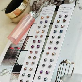 甄珠贝 来点不一样的！养耳洞小耳钉 每一对都是独1无2不可复制 ji光罕见淡水无核 珠子大小约3-5mm 925纯银针 te别的耳钉给te别的你~