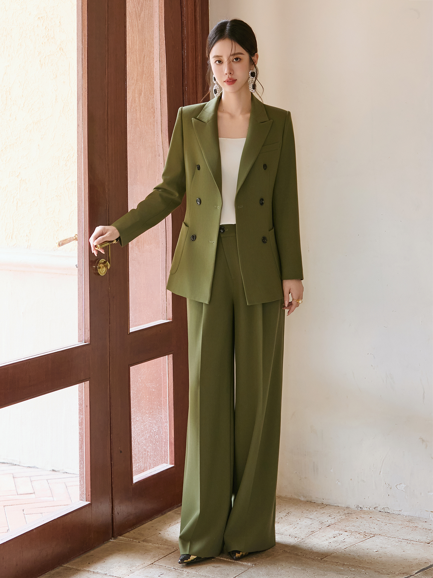 IWY/扶摇系列 苔藓绿女士高级感休闲西装套装洋气时尚减龄西服阔腿裤两件套秋冬季FYCP728