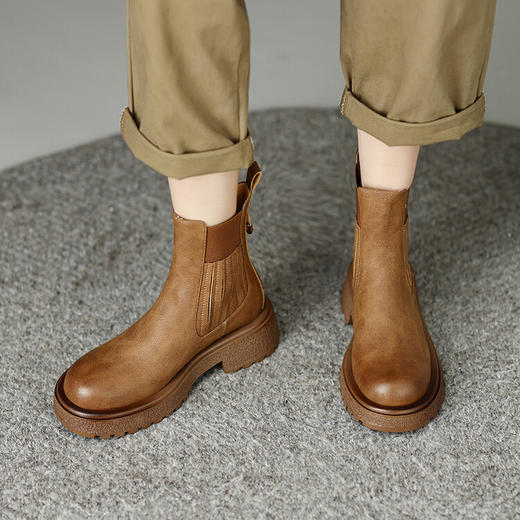 Ech&yolo轻奢简约圆头复古牛皮拼接气质款马丁靴HBP-3575 商品图1