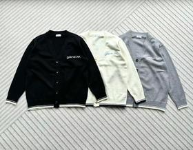 D110753男装毛衣灰色羊驼毛平纹针织纽扣V领开衫