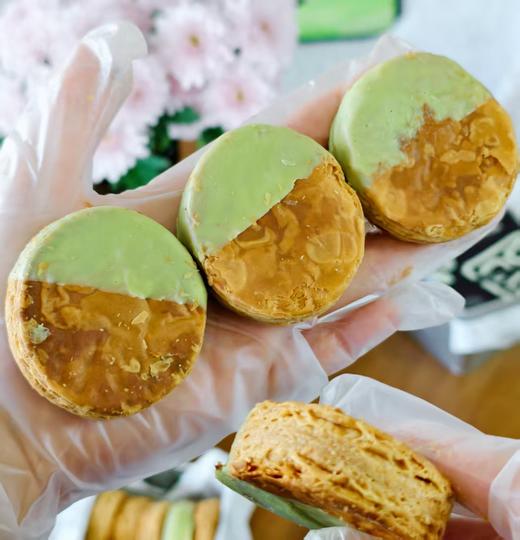 【糕酥精选】喜山海盐千层酥 酥界天花板 酥皮一碰掉渣 发酵黄油+⁪纯手工开酥 酥中带松  海盐黑巧×开心果白巧 丝滑不腻 商品图1