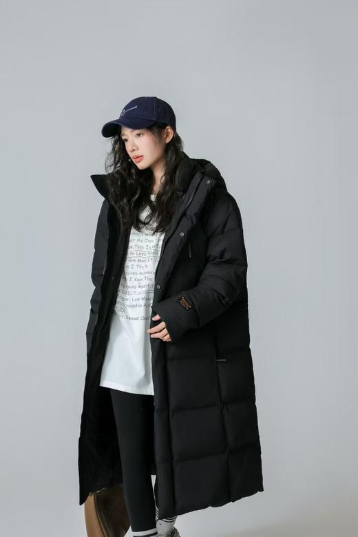 【卉遇长款黑钻羽绒服HY-40】  官方店售价2000不等 颜值在线同时更保暖！穿上气场全开，时髦精竟是自己！ 商品图4