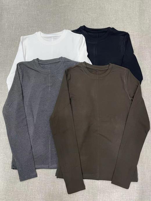 D110703女装修身圆领指孔打底衫2025秋冬季新品内搭长袖打底衫 商品图7