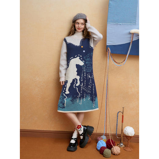 两三事梵高文艺白夜驿站2025冬新款撞色纽扣小马图案假两件连衣裙 商品图3